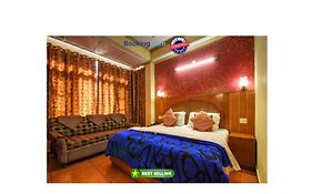 Hotel King Palace - Nature-valley-luxury-room - Prime Location With Parking Facilities Shimla 3* India